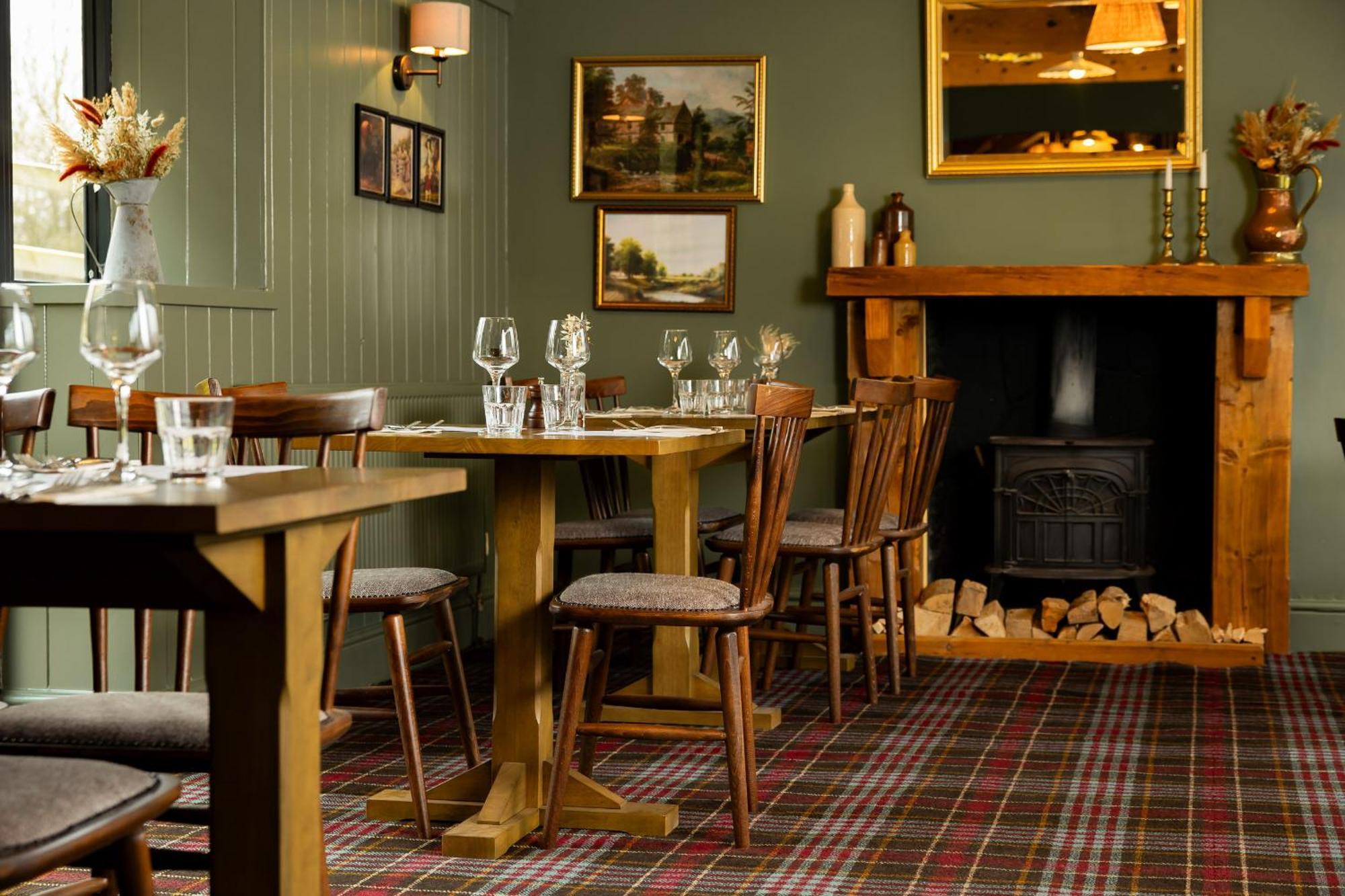 The Olde Coach House Inn آشبي سانت ليدجرز المظهر الخارجي الصورة
