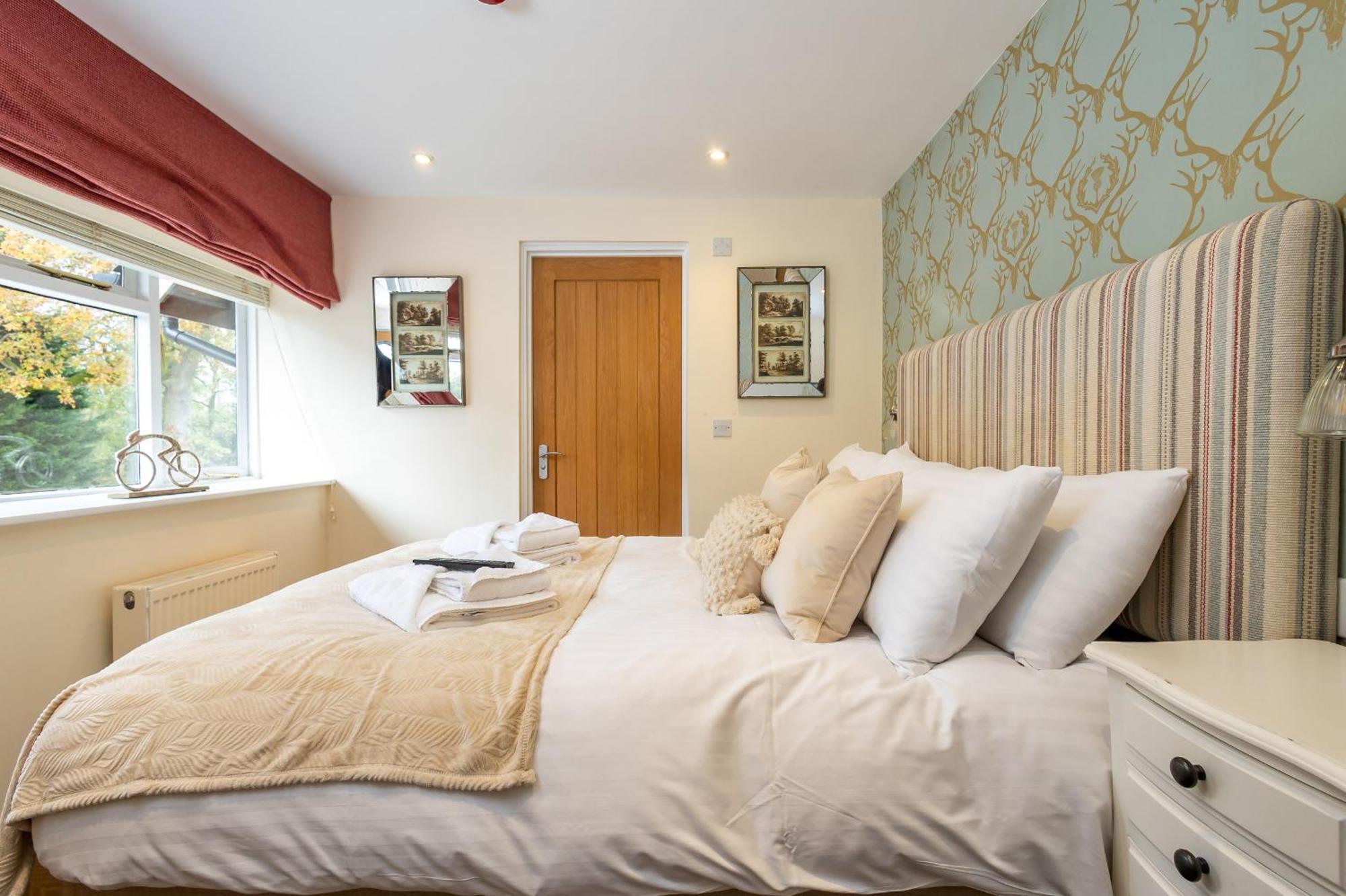 The Olde Coach House Inn آشبي سانت ليدجرز المظهر الخارجي الصورة