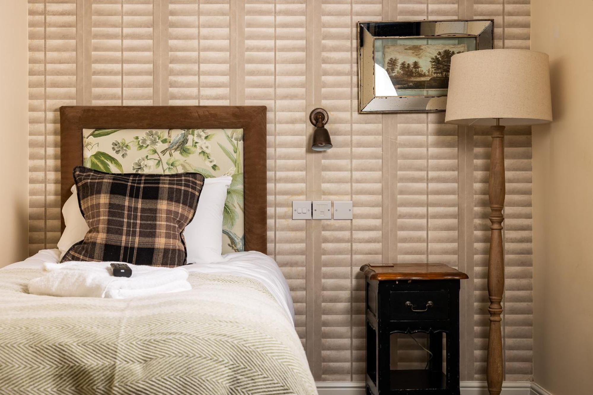 The Olde Coach House Inn آشبي سانت ليدجرز المظهر الخارجي الصورة
