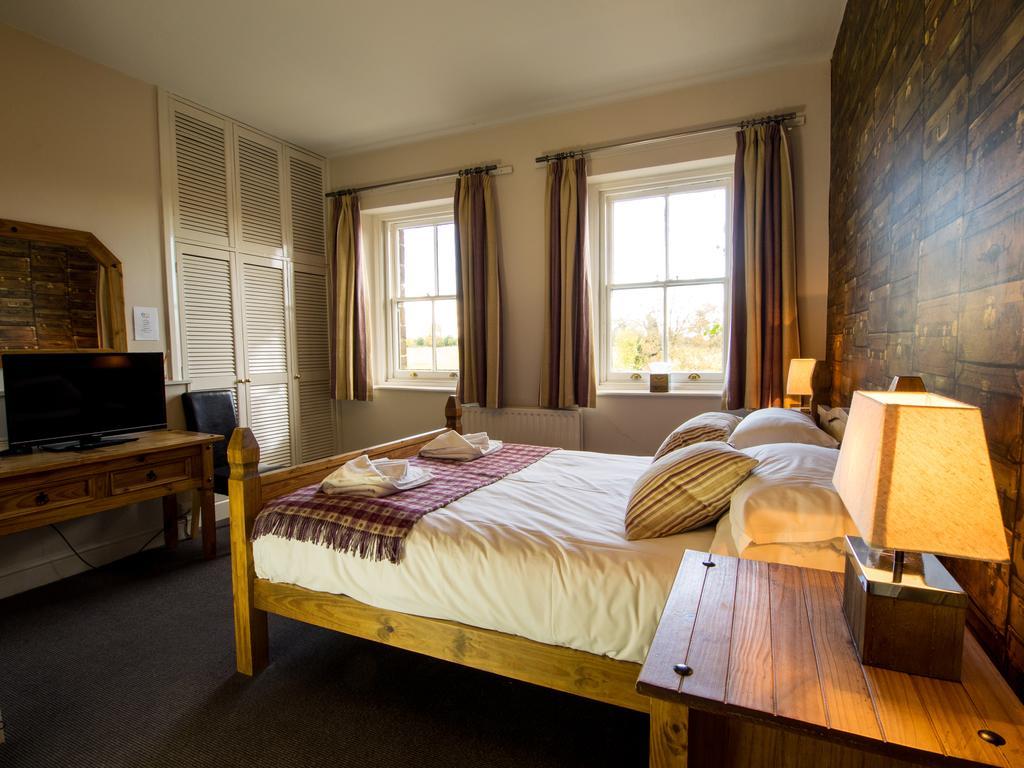 The Olde Coach House Inn آشبي سانت ليدجرز المظهر الخارجي الصورة