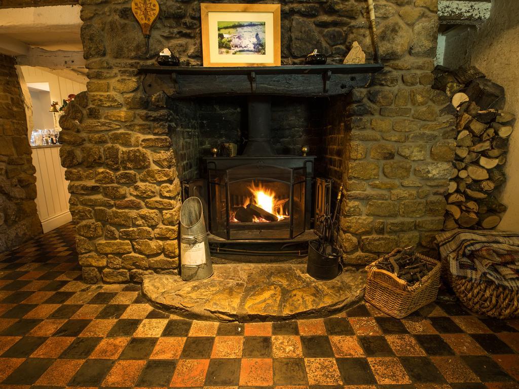 The Olde Coach House Inn آشبي سانت ليدجرز المظهر الخارجي الصورة
