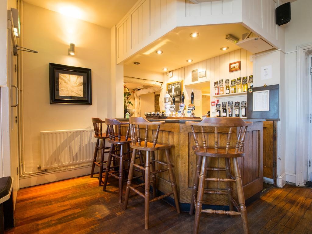 The Olde Coach House Inn آشبي سانت ليدجرز المظهر الخارجي الصورة